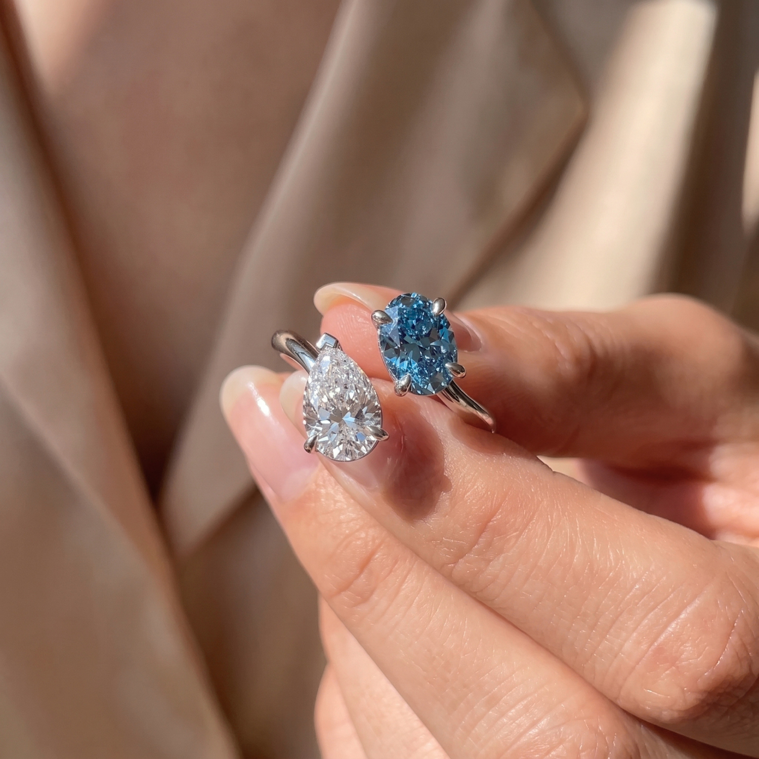 3Cttw Oval Shaped Lab Grown Diamond (F/VS) Toi et Moi Fashion Engagement Ring in 14K Gold