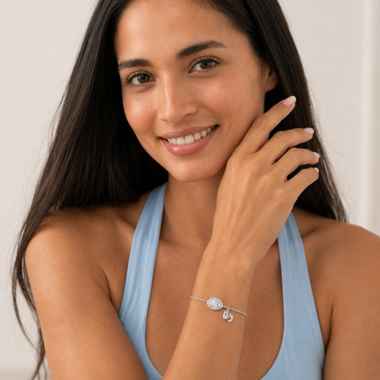 1Cttw Oval Shaped Lab Grown Diamond (F/VS) Bolo Bracelet in 14K Gold