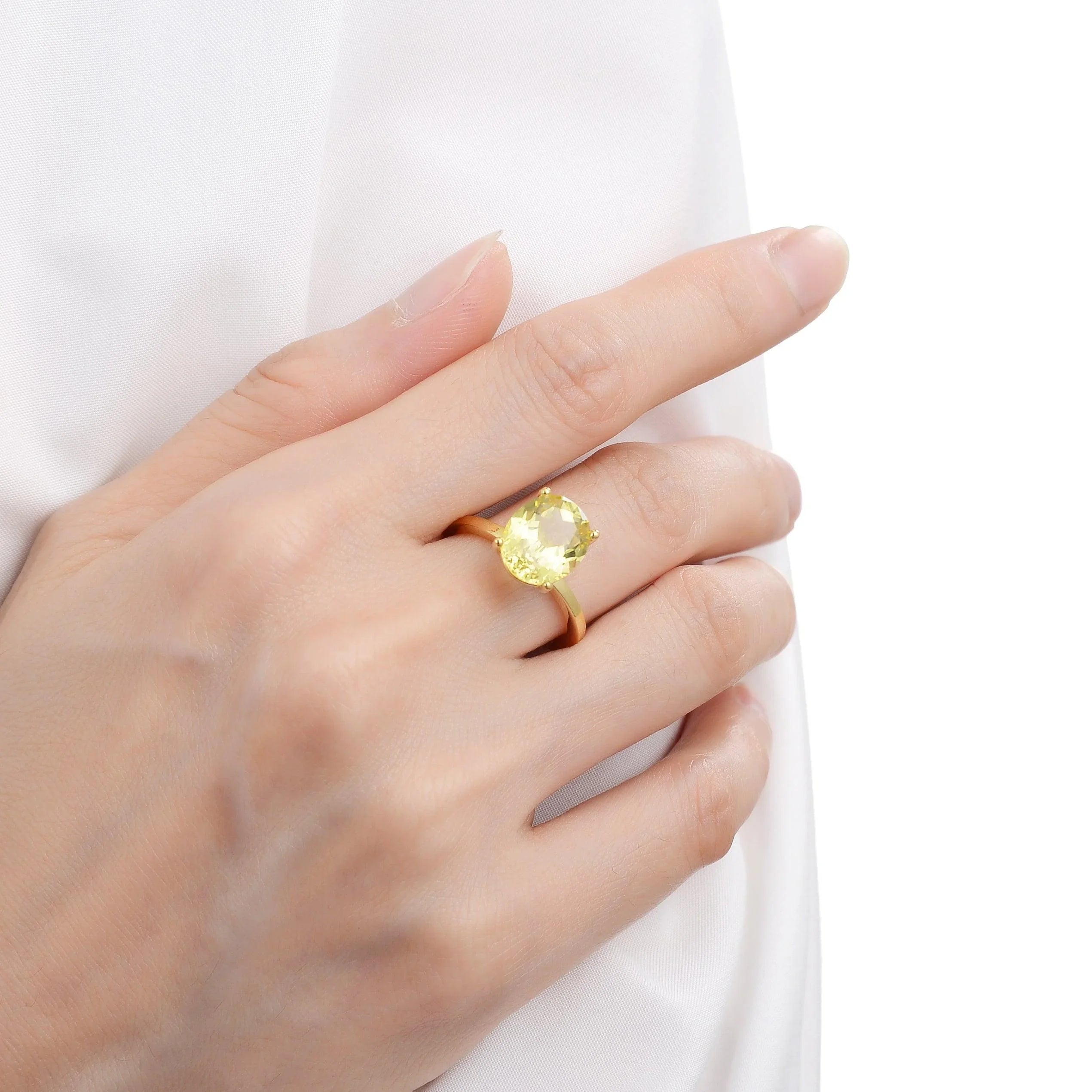 Yellow Sapphire Oval Solitaire Ring - Fine Diamond