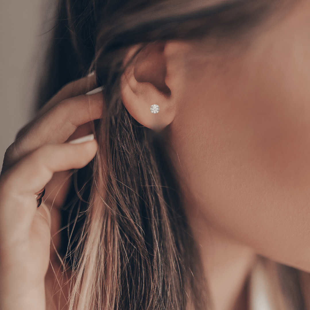 halo stud earrings