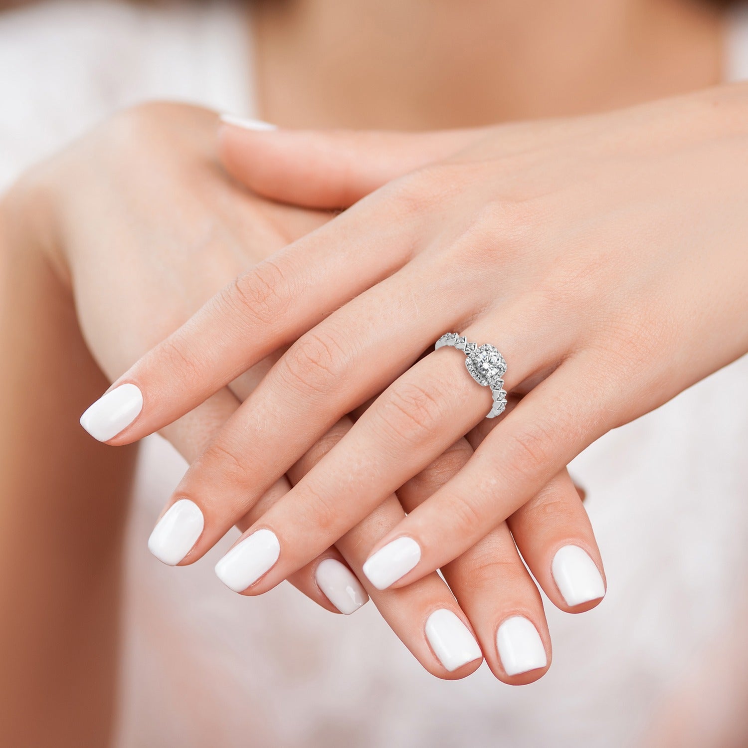 14k White Gold Lab Grown Diamond Halo Engagement Ring