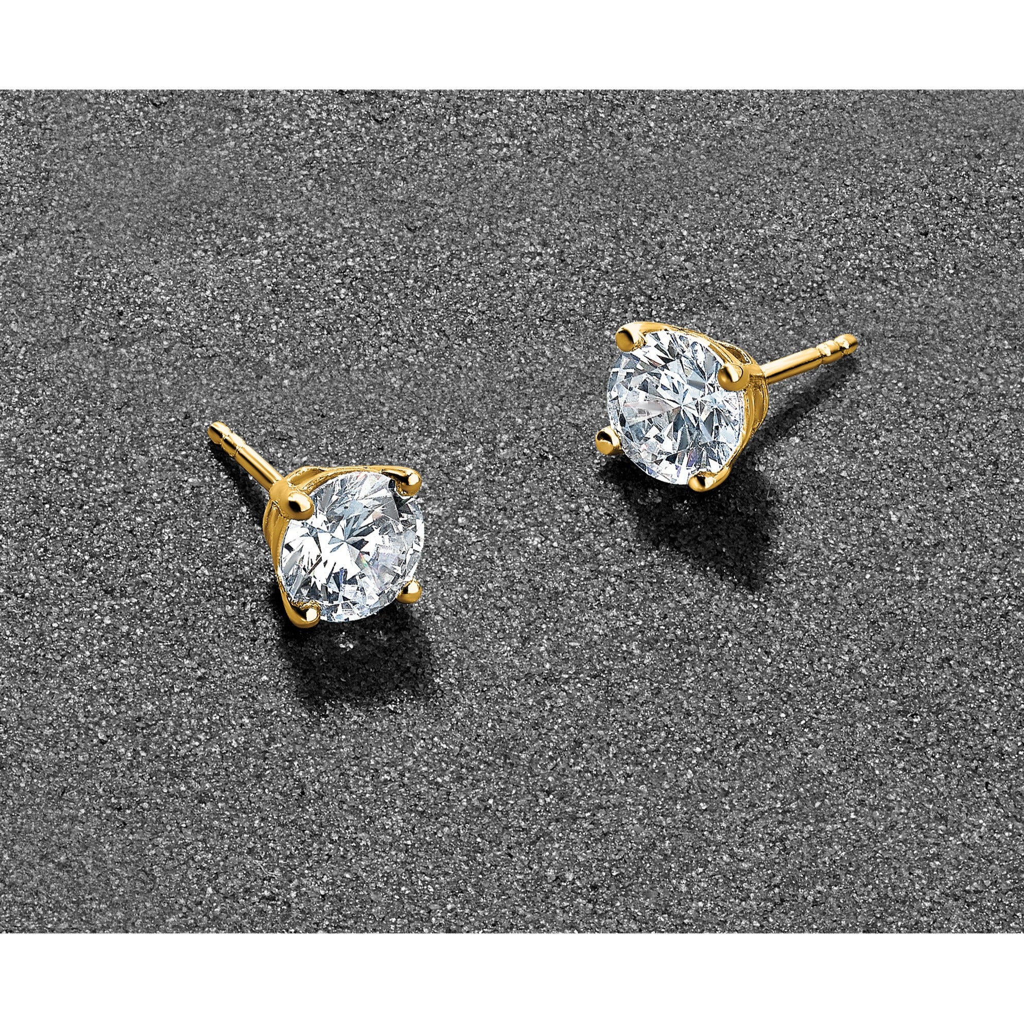 14K Yellow Gold Diamond Stud Earrings Round Shaped Studs Lab Grown